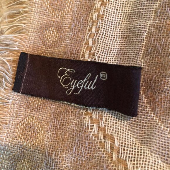 Eyeful, Tan/Beige, intricate design, wrap/shawl w/faux fur collar, One Size - Picture 7 of 10